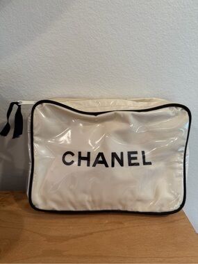 CHANEL Cream and Black Clear Cosmetic Pouch